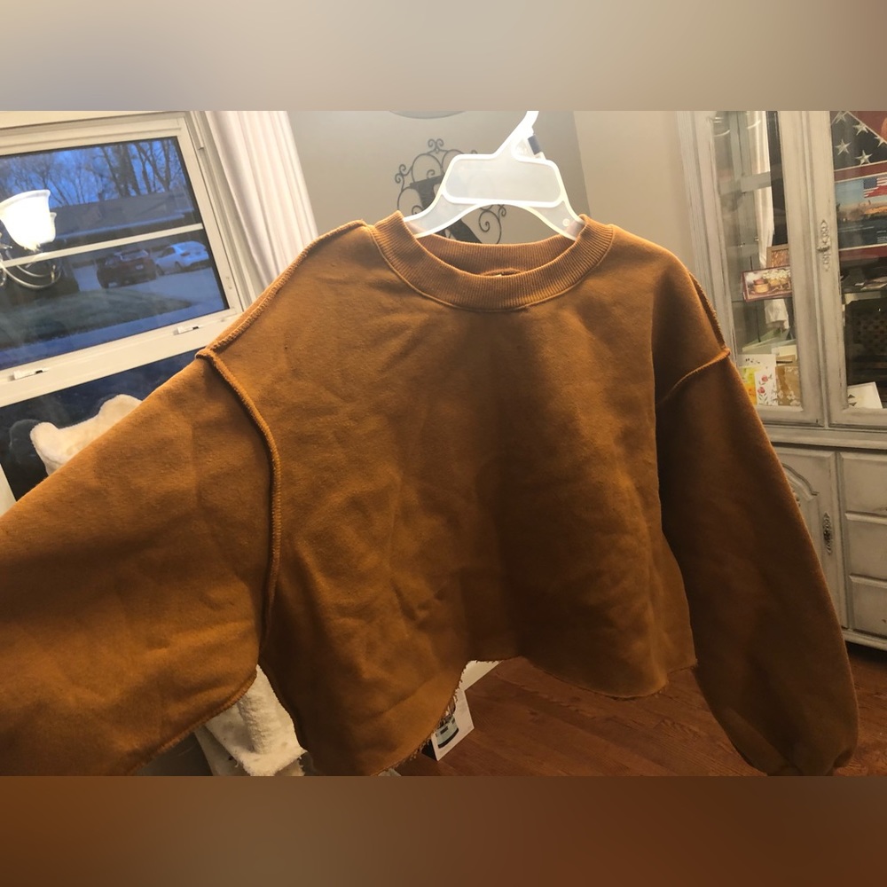 Mustard yellow crop sweater